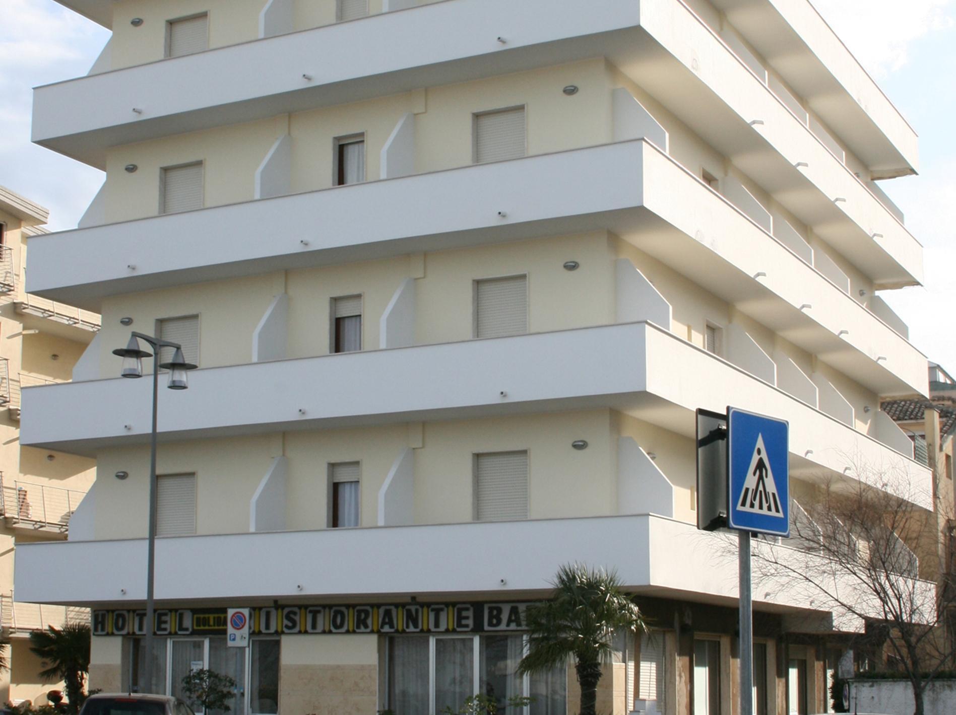 Hotel Holiday ペスカーラ エクステリア 写真