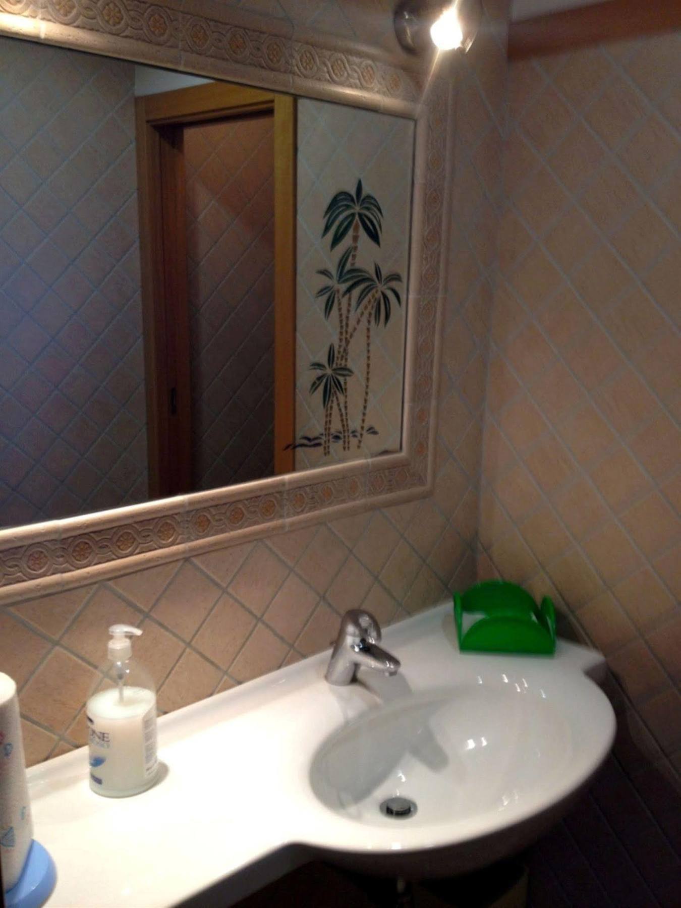 Hotel Holiday ペスカーラ エクステリア 写真